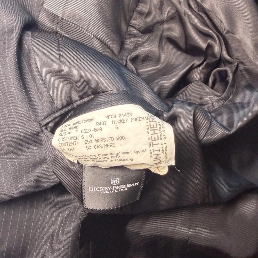 Hickey Freeman Collection Mens 38 Short Wool Cashmere Pinstripe Blazer USA Made